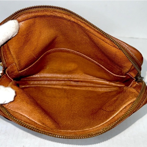 Authentic LOUIS VUITTON wristlet/clutch - Picture 6 of 8